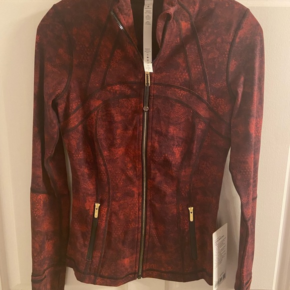 Lululemon - NWT Define Jacket - Lunar New Year (2021) - Size 4 - Picture 5 of 8
